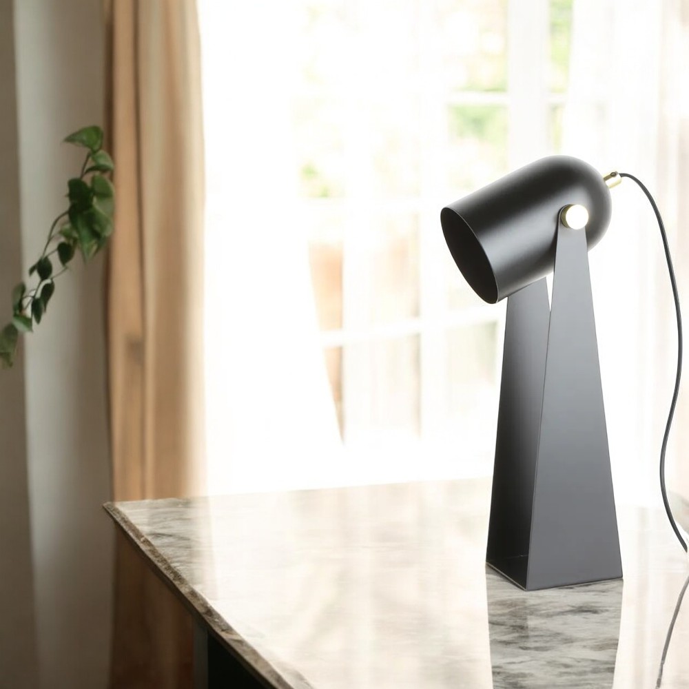 Lámpara de escritorio Leyton negra