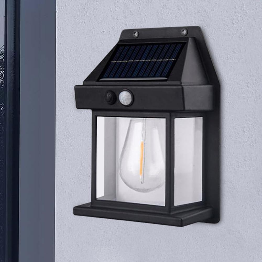 Lámpara solar de pared 5W con luz calida y sensor mov. IP66