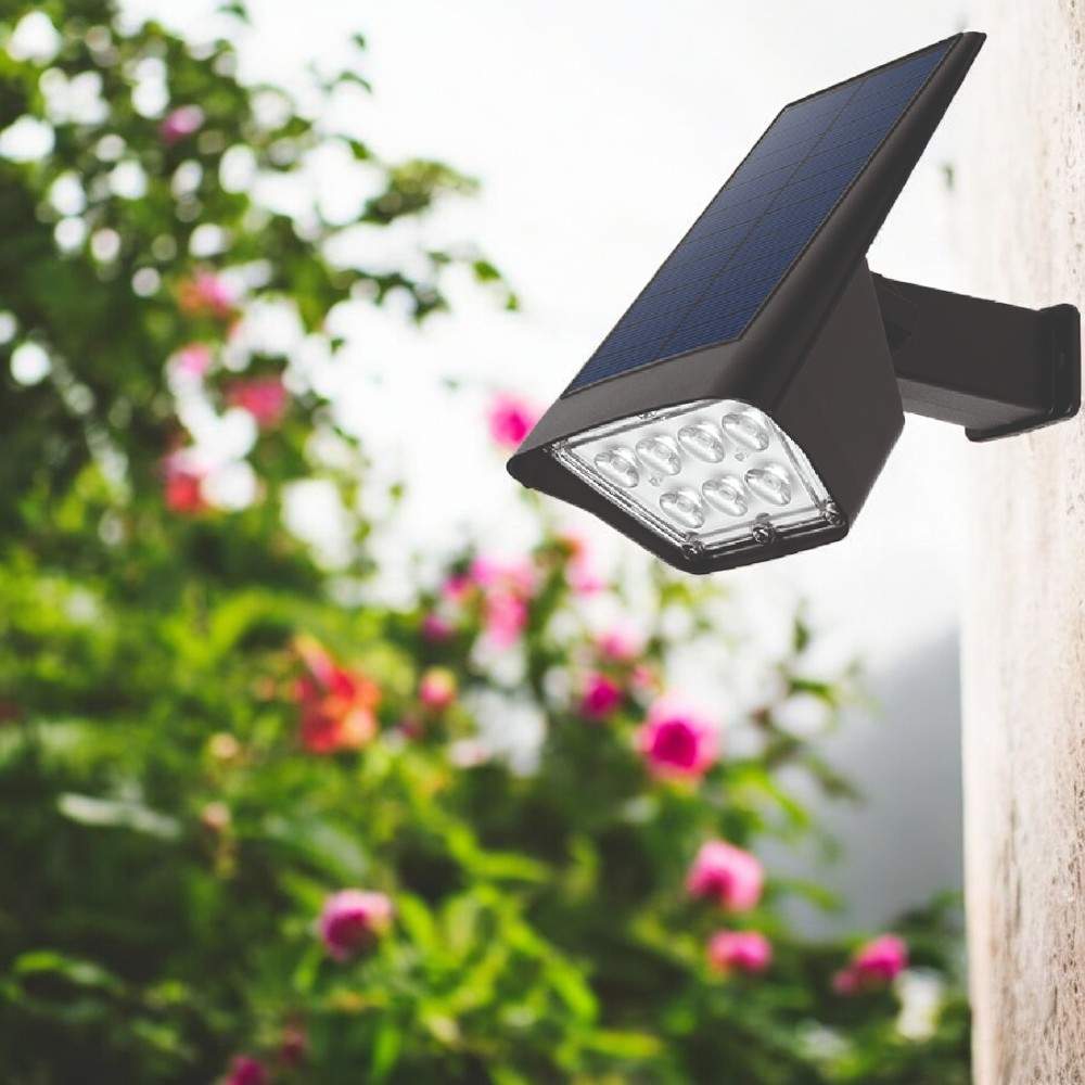 Lámpara solar de pared o estaca 7W con luz calida IP65