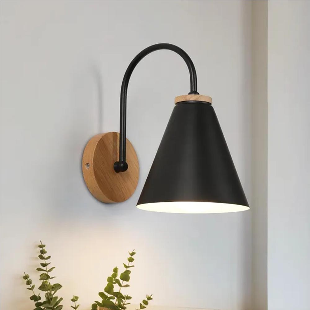 Lámpara de pared nordica Elestren black