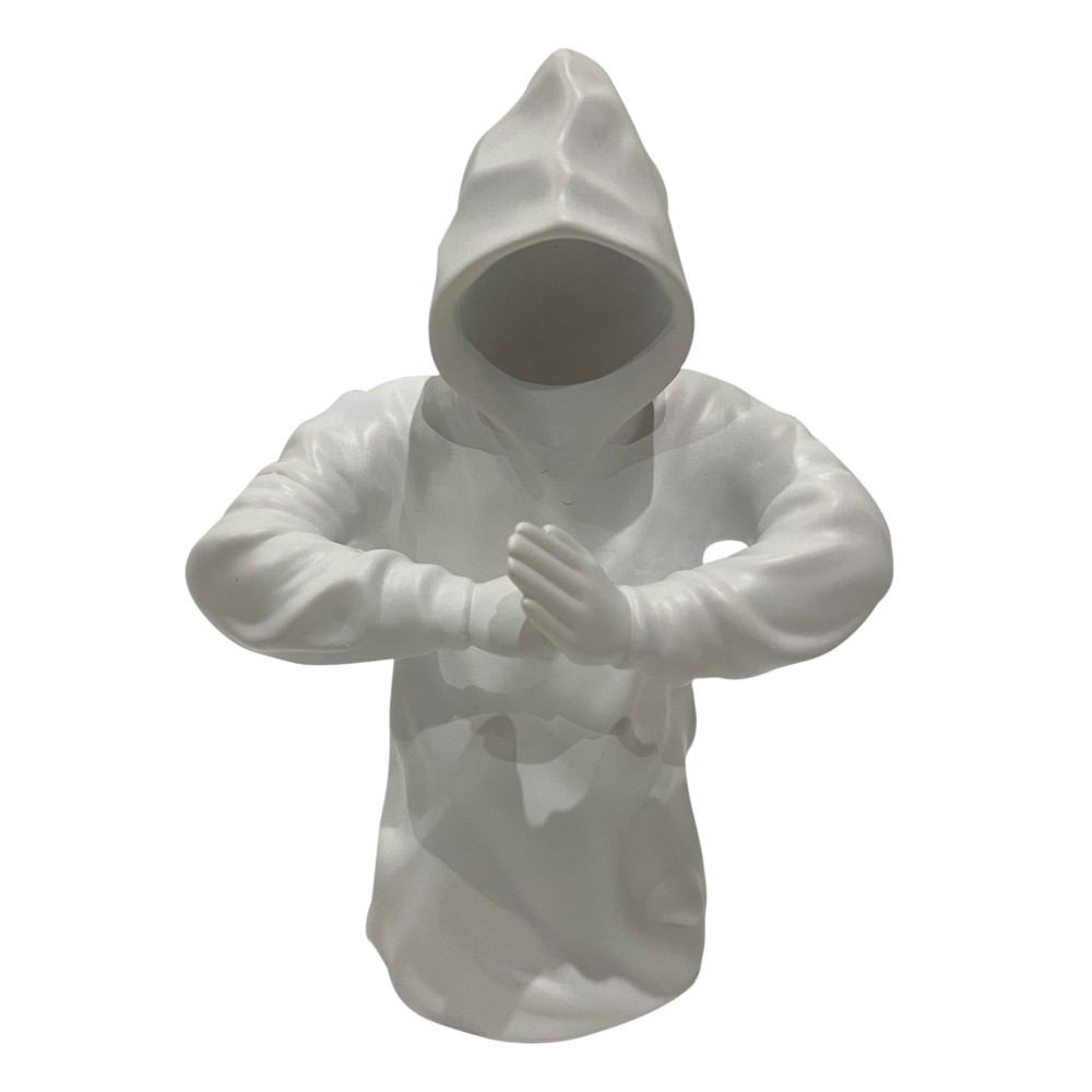 Figura Hombre Encapuchado de resina blanca 25cm