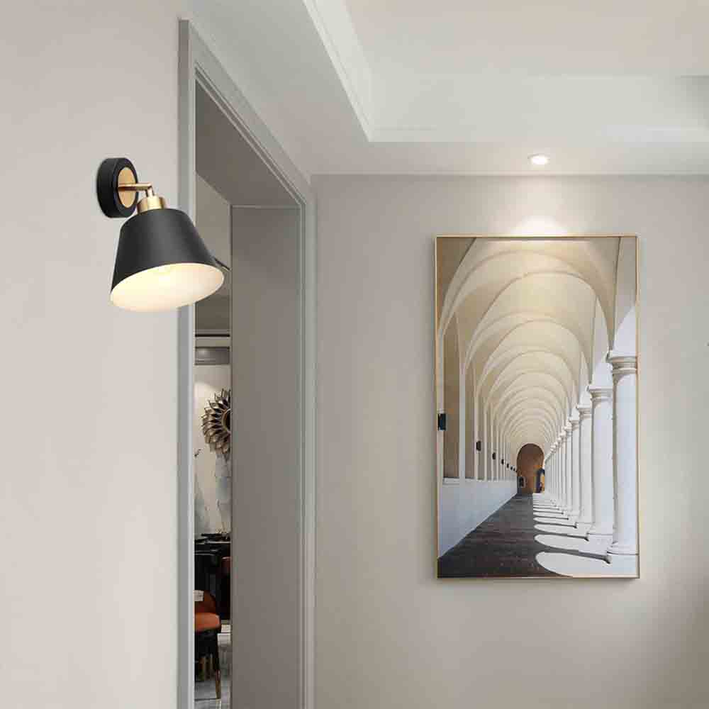 Lámpara de pared dirigible Cali negra/dorada