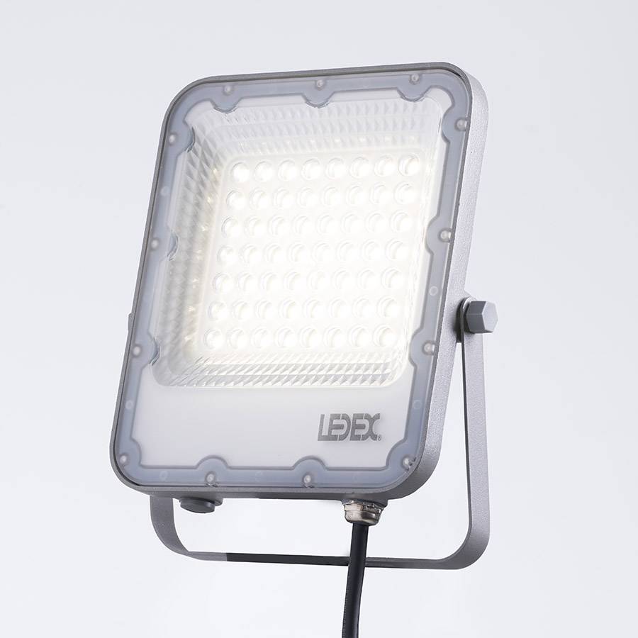 Proyector Led SMD 30W 3600LM 4000K FP>0.9 IK08 IP65