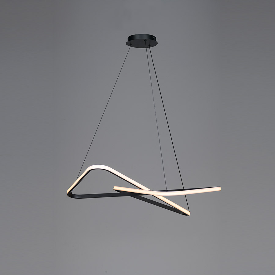 Lampara led colgante Geo negra con luz calida 45W